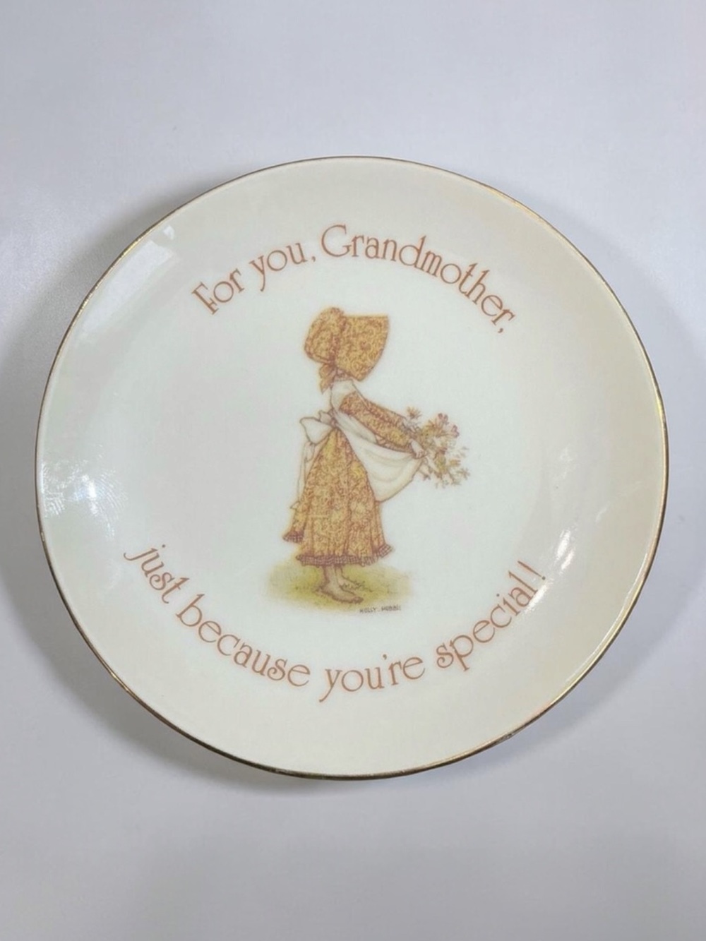 Holly Hobbie Lasting Treasures Genuine Porcelain Collective 4” Decorative Plate